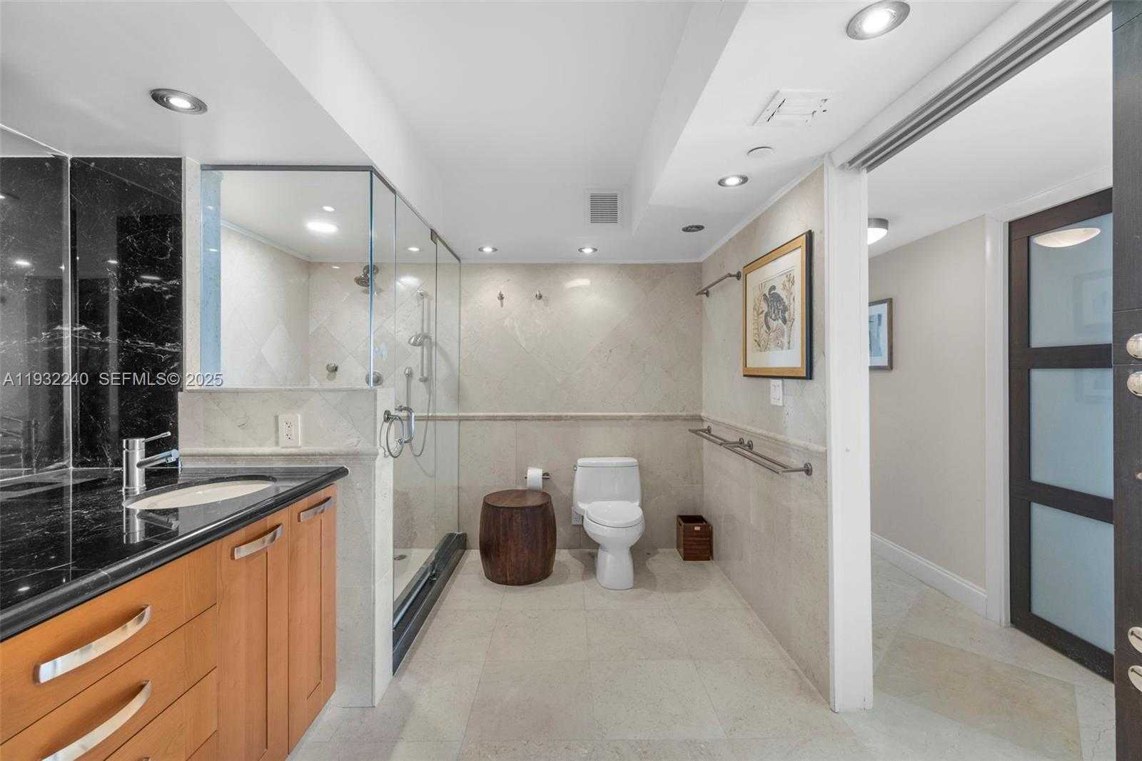 Small Image of 881 OCEAN DR #20A, Key Biscayne Number 17