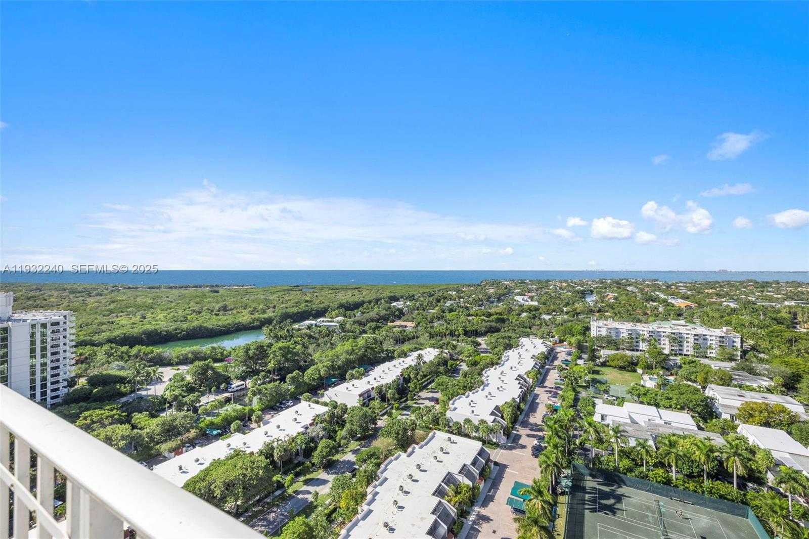 Small Image of 881 OCEAN DR #20A, Key Biscayne Number 28