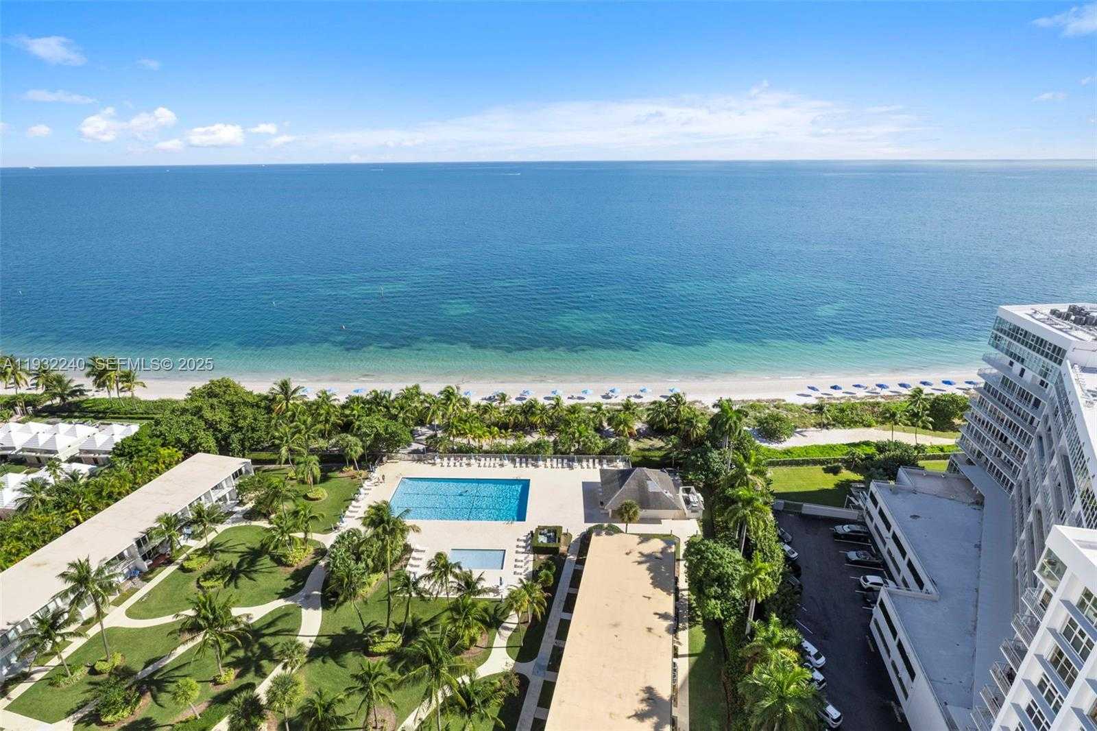 Small Image of 881 OCEAN DR #20A, Key Biscayne Number 4