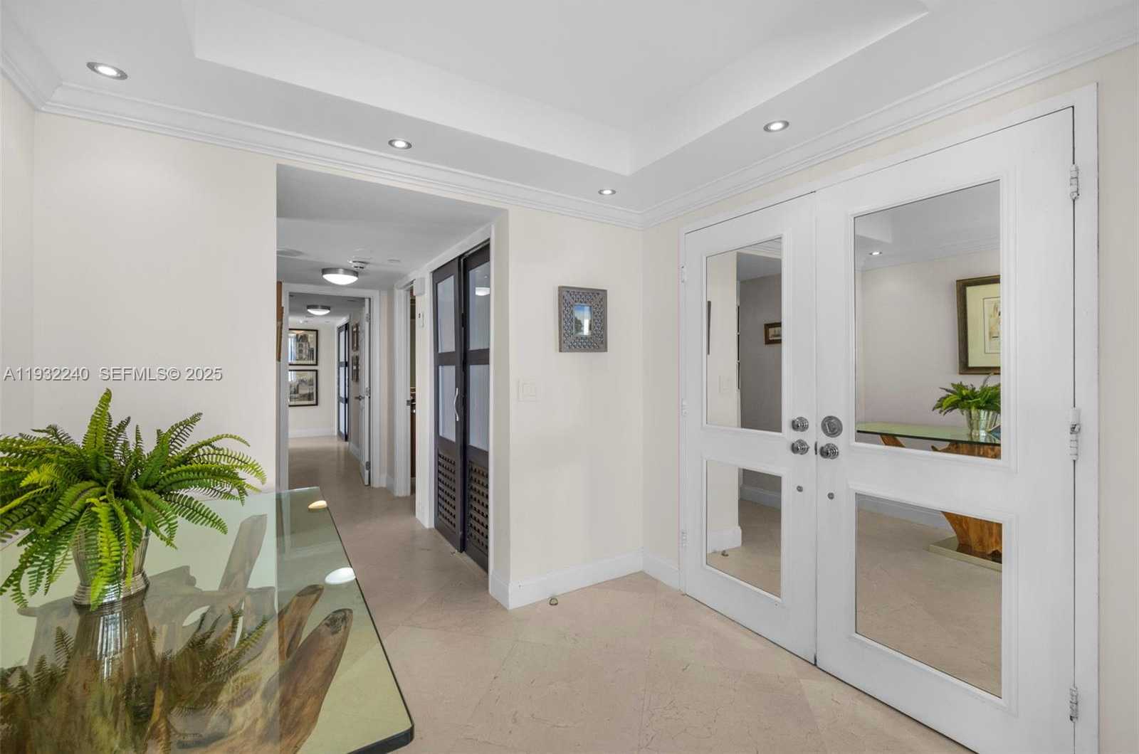 Small Image of 881 OCEAN DR #20A, Key Biscayne Number 8