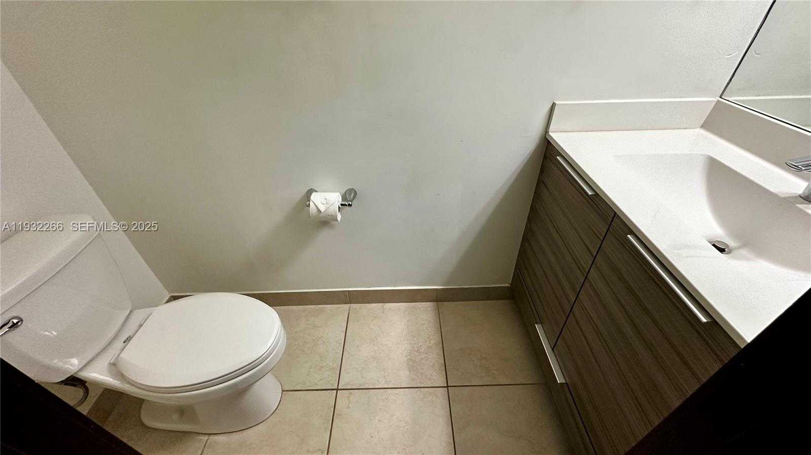 Small Image of 9155 NORTH WEST 161ST ST, Miami Lakes Number 18