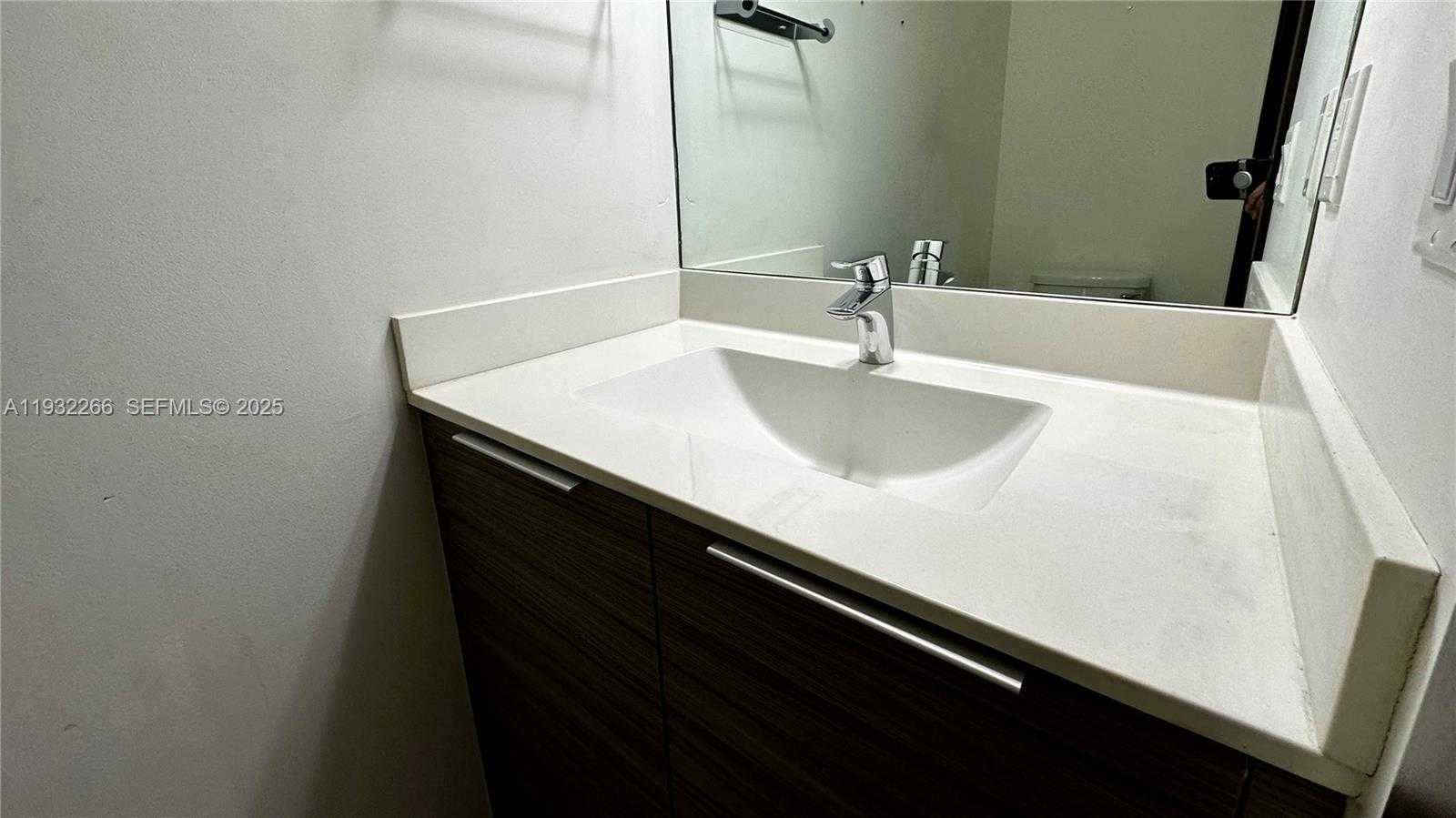 Small Image of 9155 NORTH WEST 161ST ST, Miami Lakes Number 19