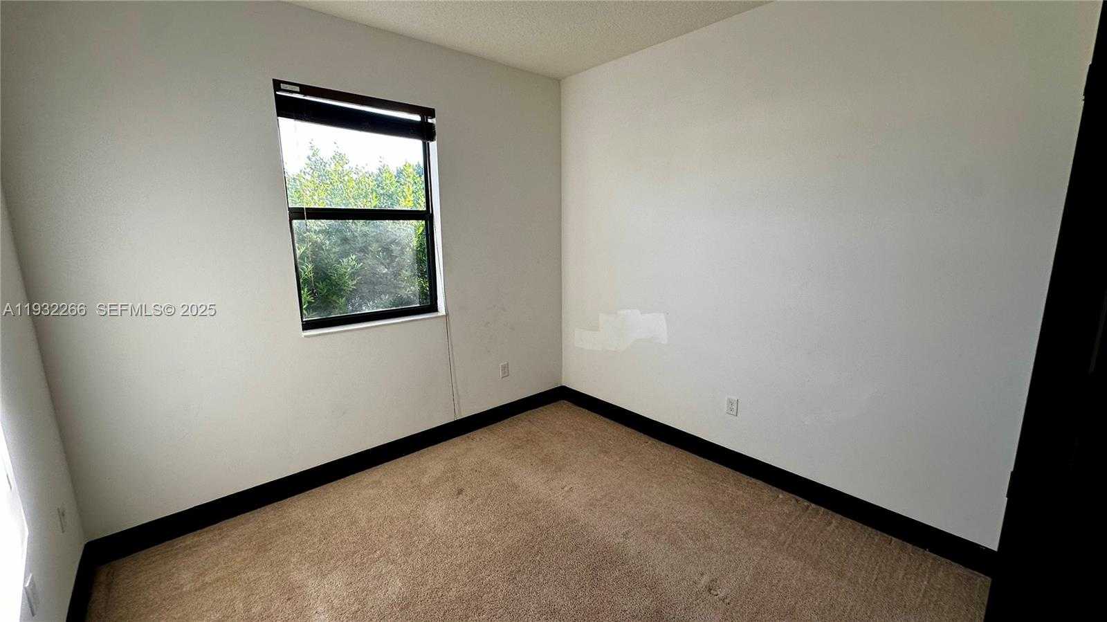 Small Image of 9155 NORTH WEST 161ST ST, Miami Lakes Number 31