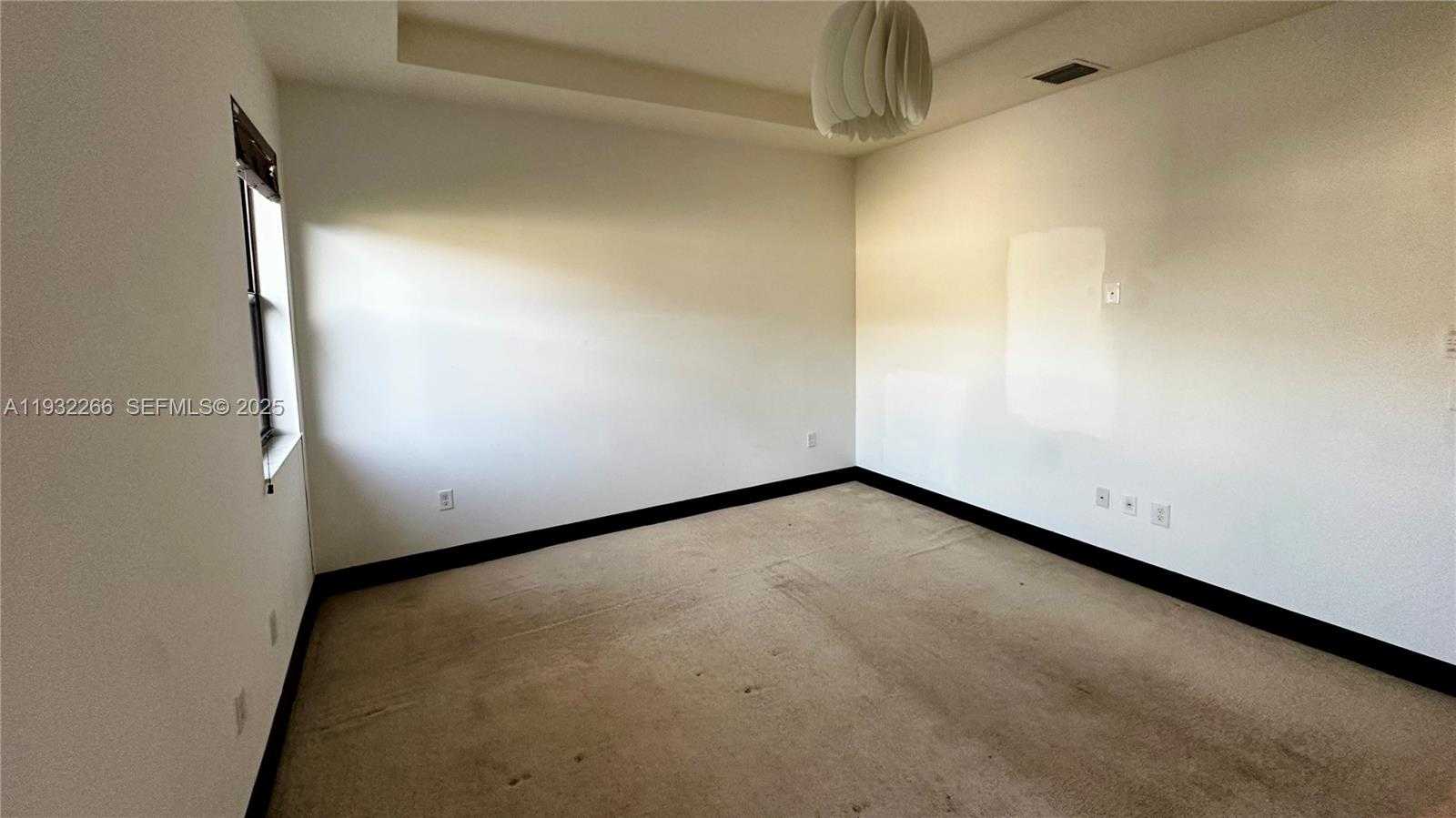 Small Image of 9155 NORTH WEST 161ST ST, Miami Lakes Number 32