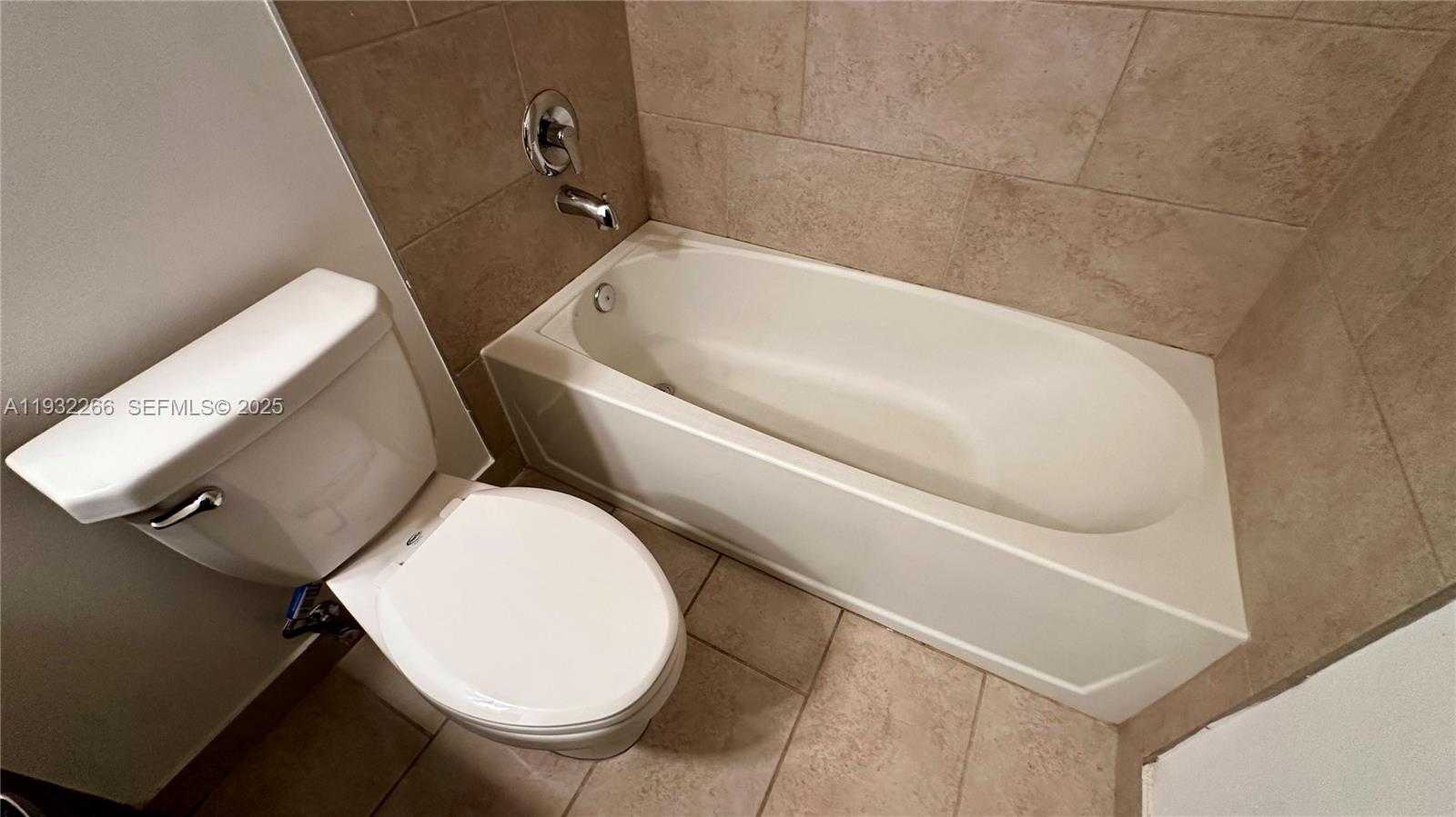 Small Image of 9155 NORTH WEST 161ST ST, Miami Lakes Number 36