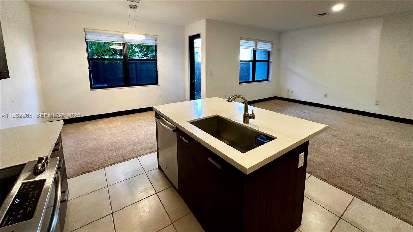 Small Image of 9155 NORTH WEST 161ST ST, Miami Lakes Number 8