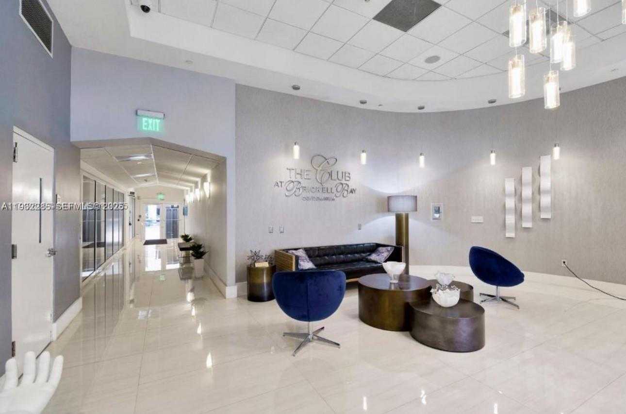 Small Image of 1200 BRICKELL BAY DR #2903, Miami Number 27