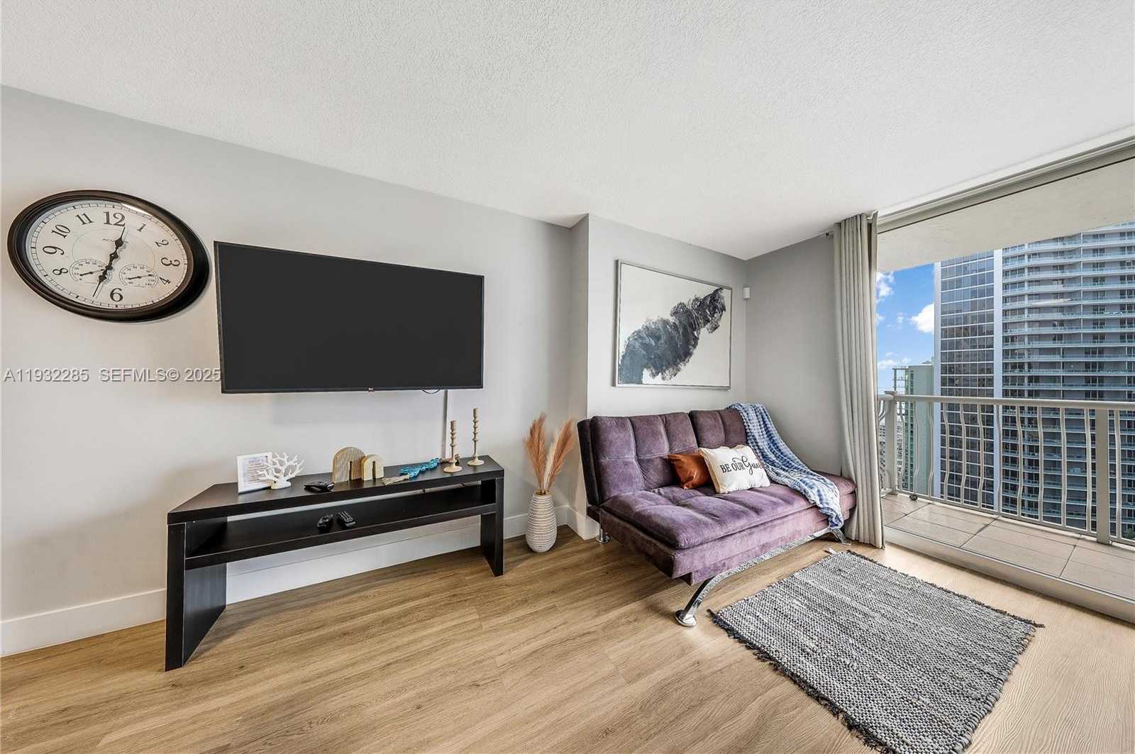 Small Image of 1200 BRICKELL BAY DR #2903, Miami Number 8