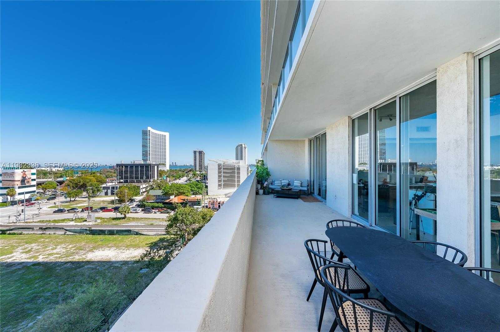 Small Image of 3470 EAST COAST AVE #H0704, Miami Number 17