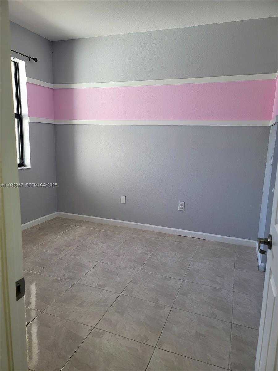 Small Image of 11858 SOUTH WEST 153RD CT, Miami Number 18