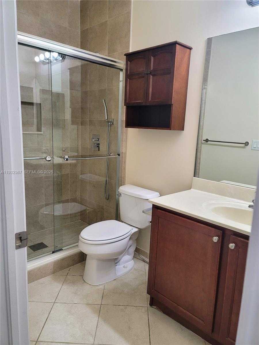 Small Image of 11858 SOUTH WEST 153RD CT, Miami Number 25