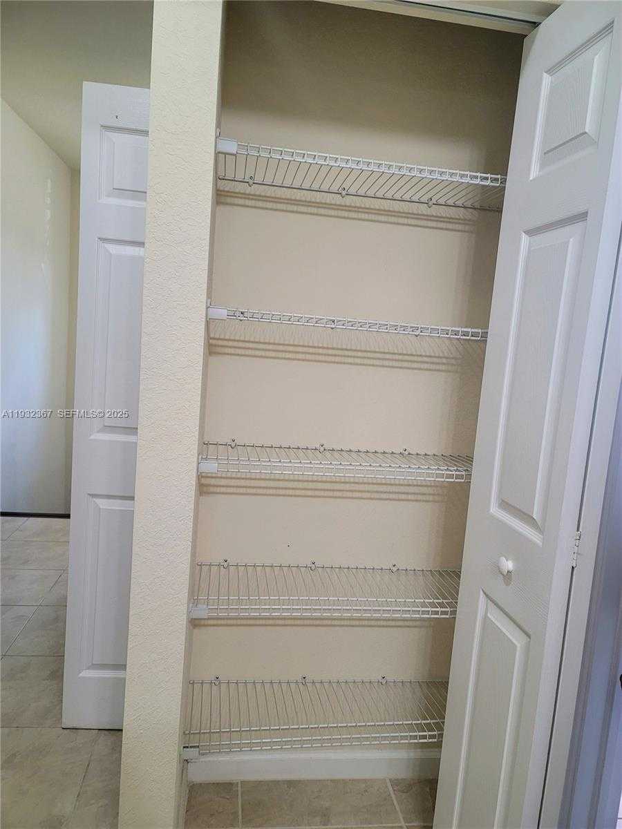 Small Image of 11858 SOUTH WEST 153RD CT, Miami Number 29