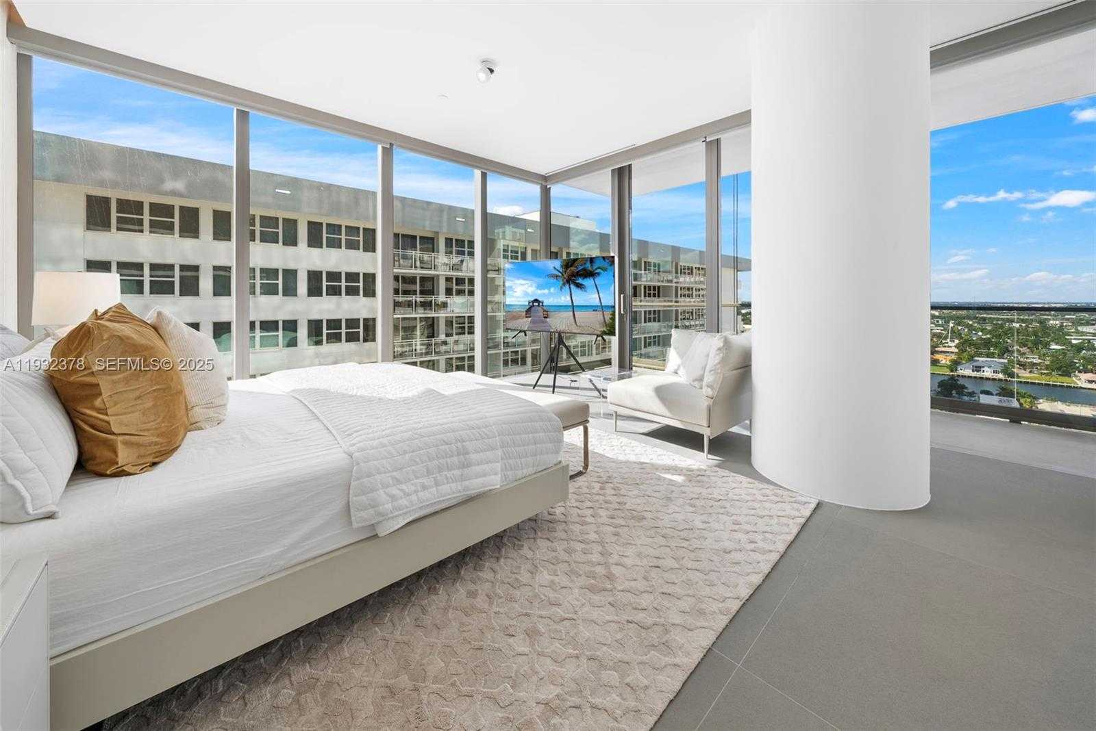 Small Image of 2000 SOUTH OCEAN DR #18B, Hallandale Beach Number 21