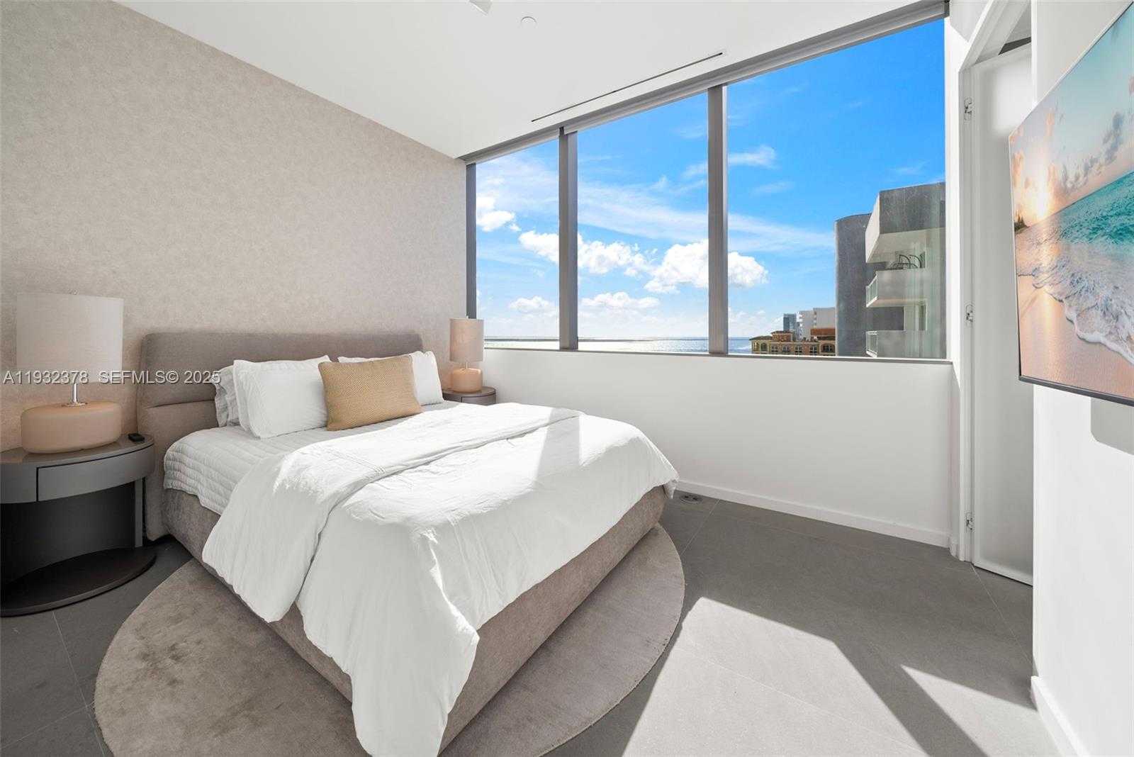 Small Image of 2000 SOUTH OCEAN DR #18B, Hallandale Beach Number 31