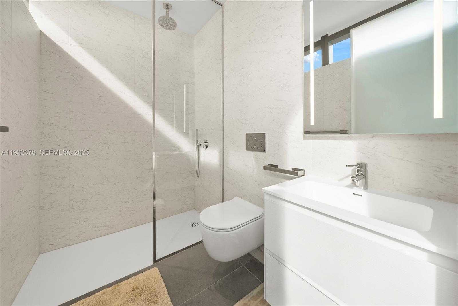 Small Image of 2000 SOUTH OCEAN DR #18B, Hallandale Beach Number 36