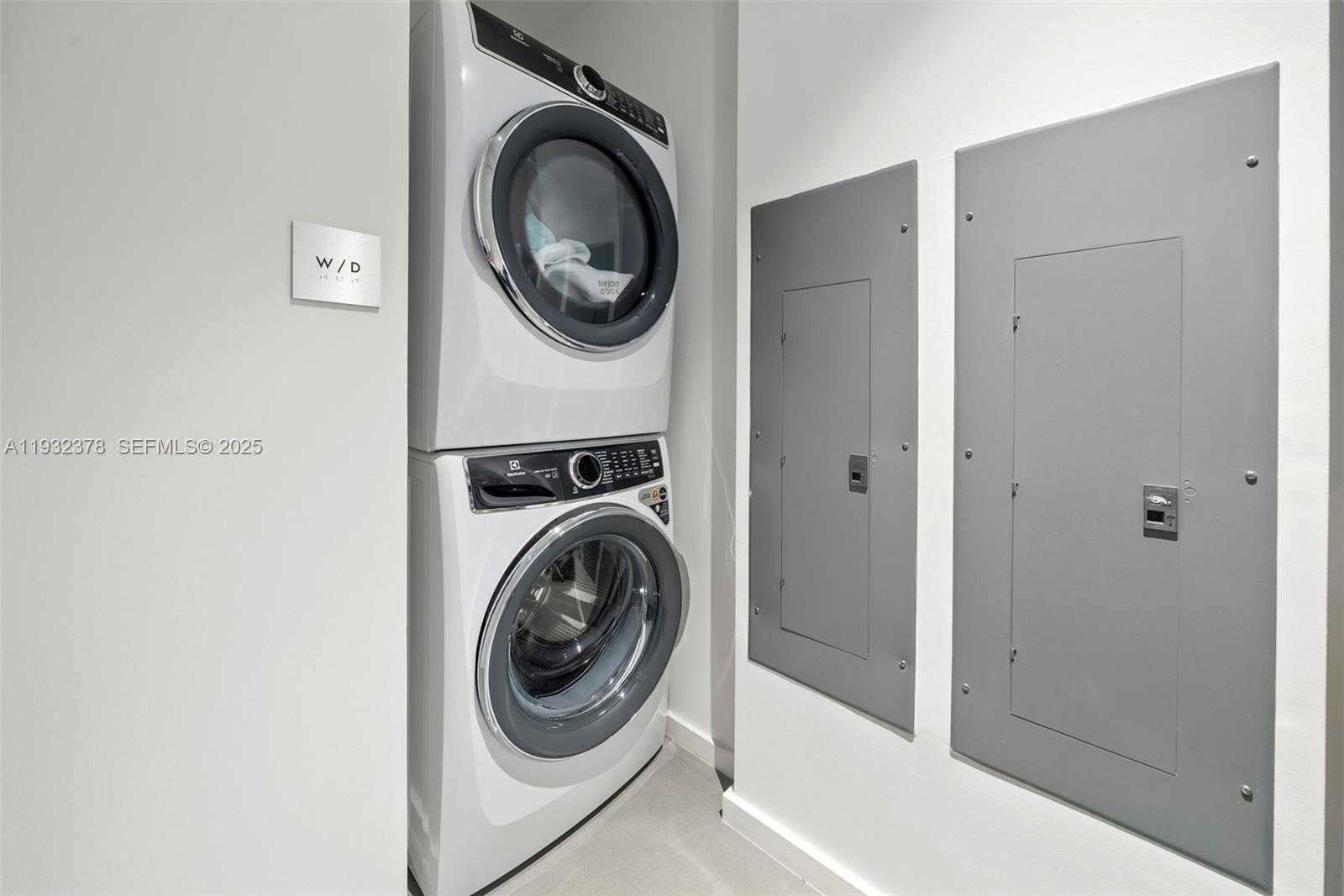 Small Image of 2000 SOUTH OCEAN DR #18B, Hallandale Beach Number 37