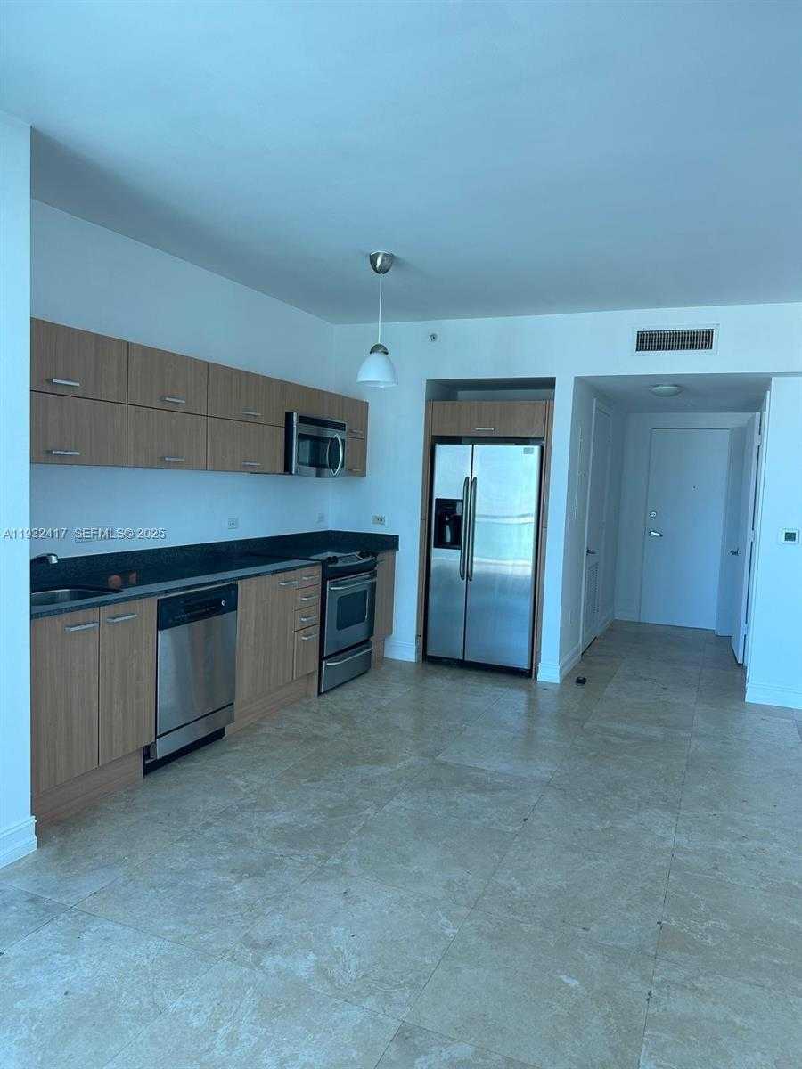 Small Image of 350 SOUTH MIAMI AVE #2913, Miami Number 3