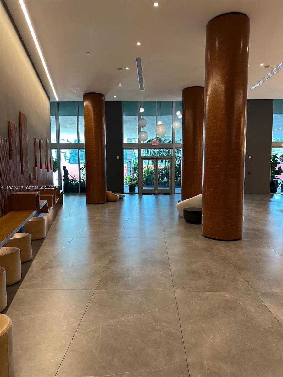 Small Image of 350 SOUTH MIAMI AVE #2913, Miami Number 6