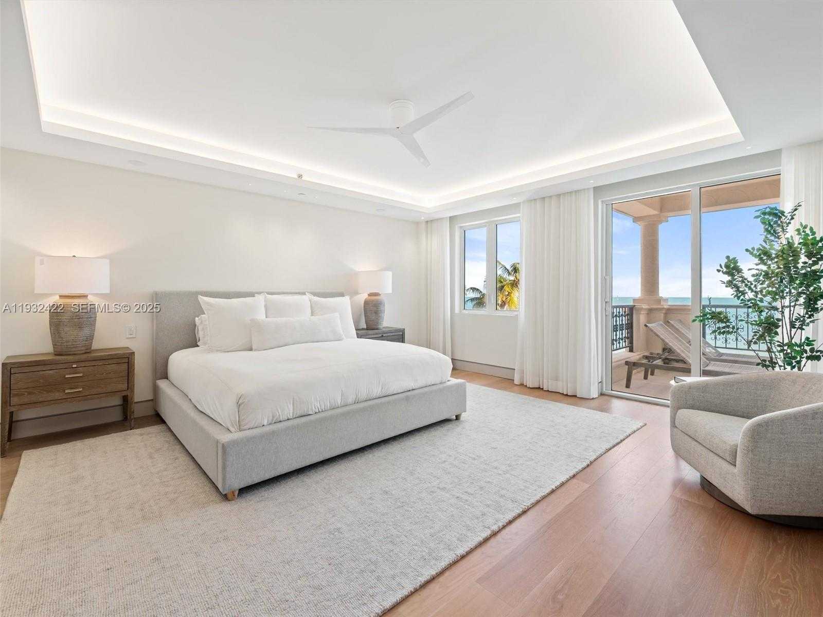 Small Image of 7937 FISHER ISLAND DR #7937, Miami Beach Number 11