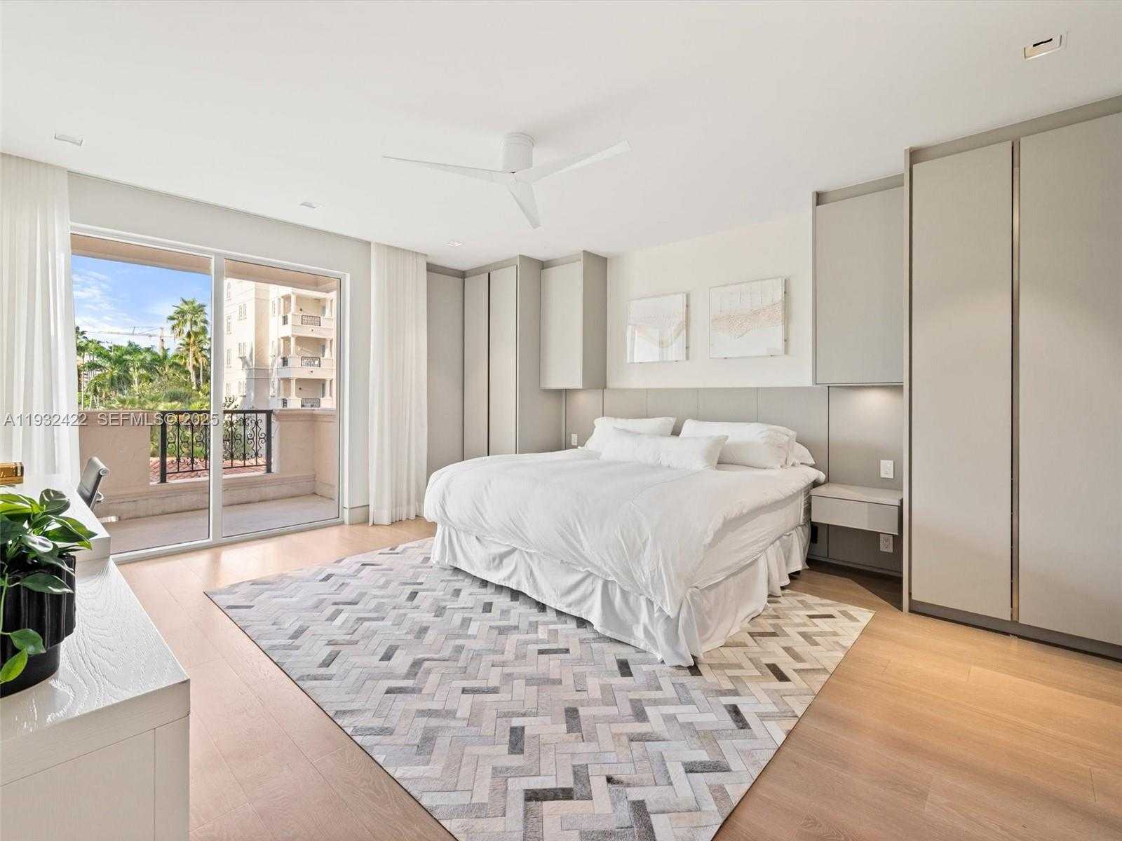 Small Image of 7937 FISHER ISLAND DR #7937, Miami Beach Number 19