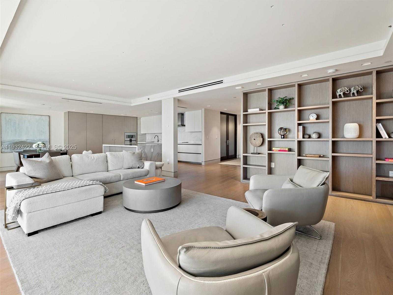 Small Image of 7937 FISHER ISLAND DR #7937, Miami Beach Number 2