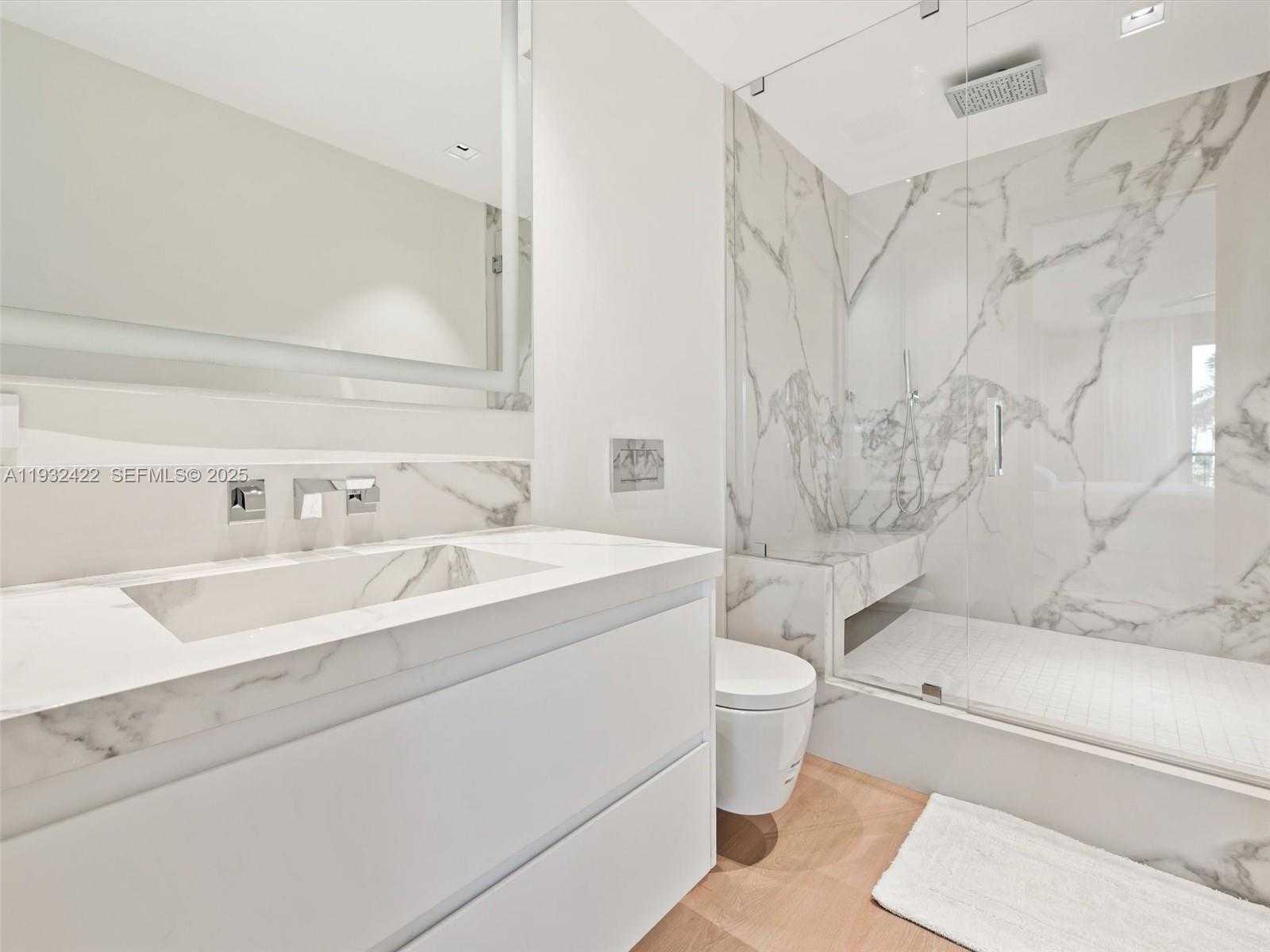 Small Image of 7937 FISHER ISLAND DR #7937, Miami Beach Number 21