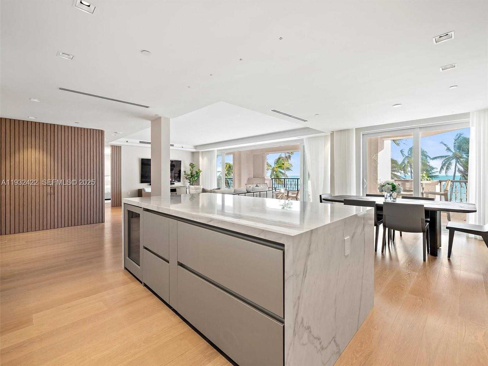 Small Image of 7937 FISHER ISLAND DR #7937, Miami Beach Number 8