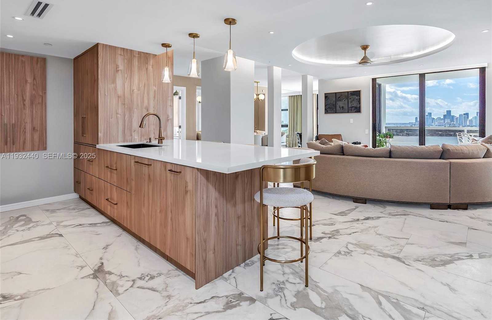 Small Image of 9 ISLAND AVE #2104, Miami Beach Number 1