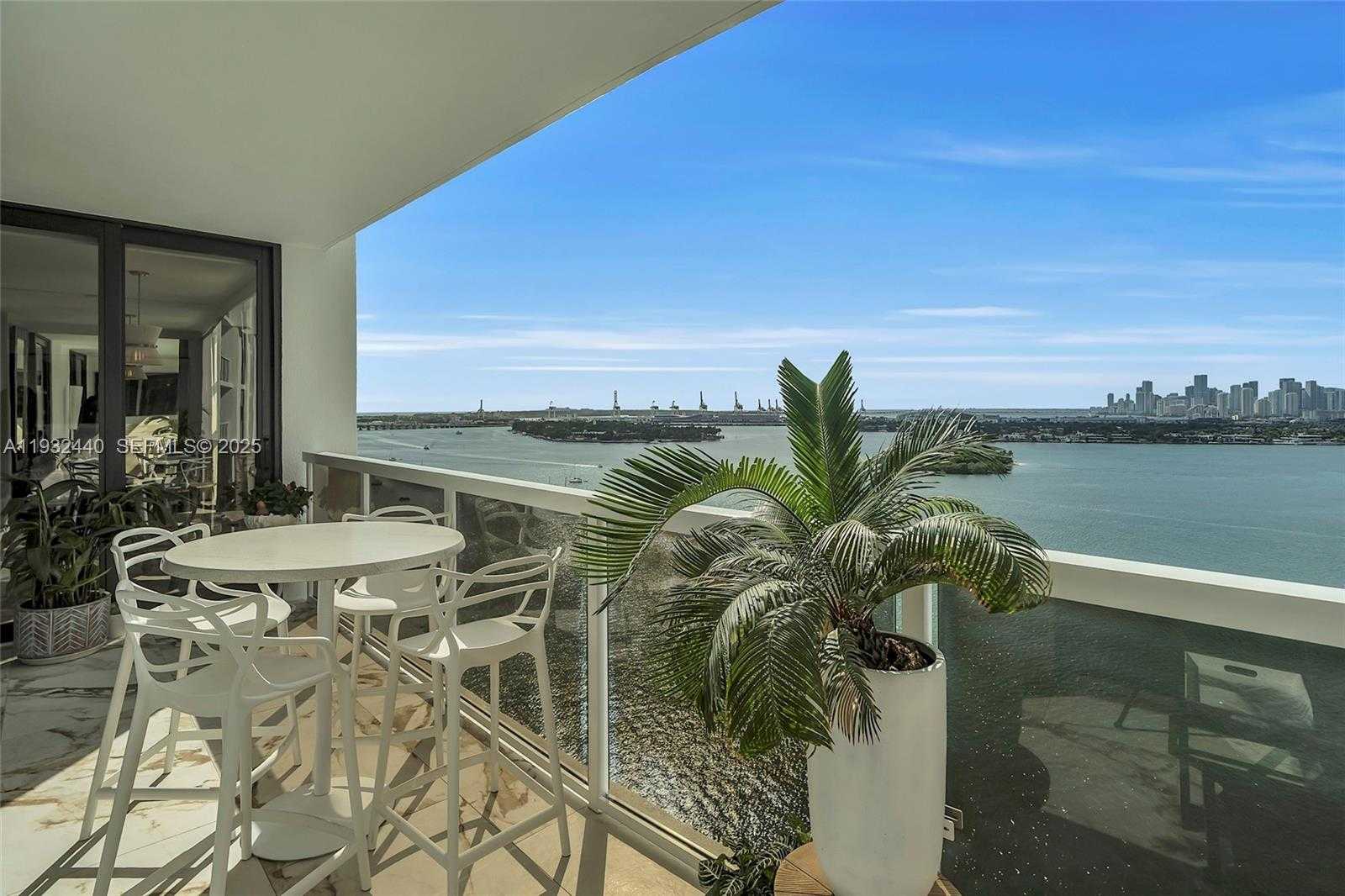 Small Image of 9 ISLAND AVE #2104, Miami Beach Number 19
