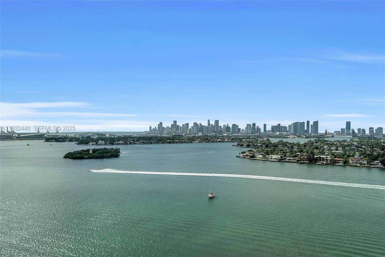 Small Image of 9 ISLAND AVE #2104, Miami Beach Number 20