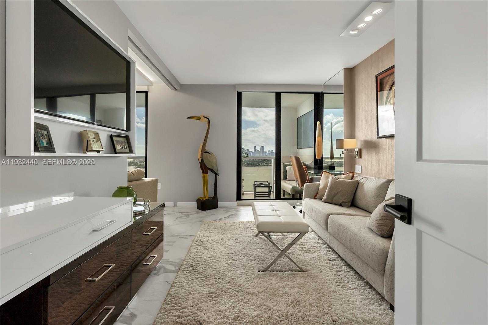 Small Image of 9 ISLAND AVE #2104, Miami Beach Number 29