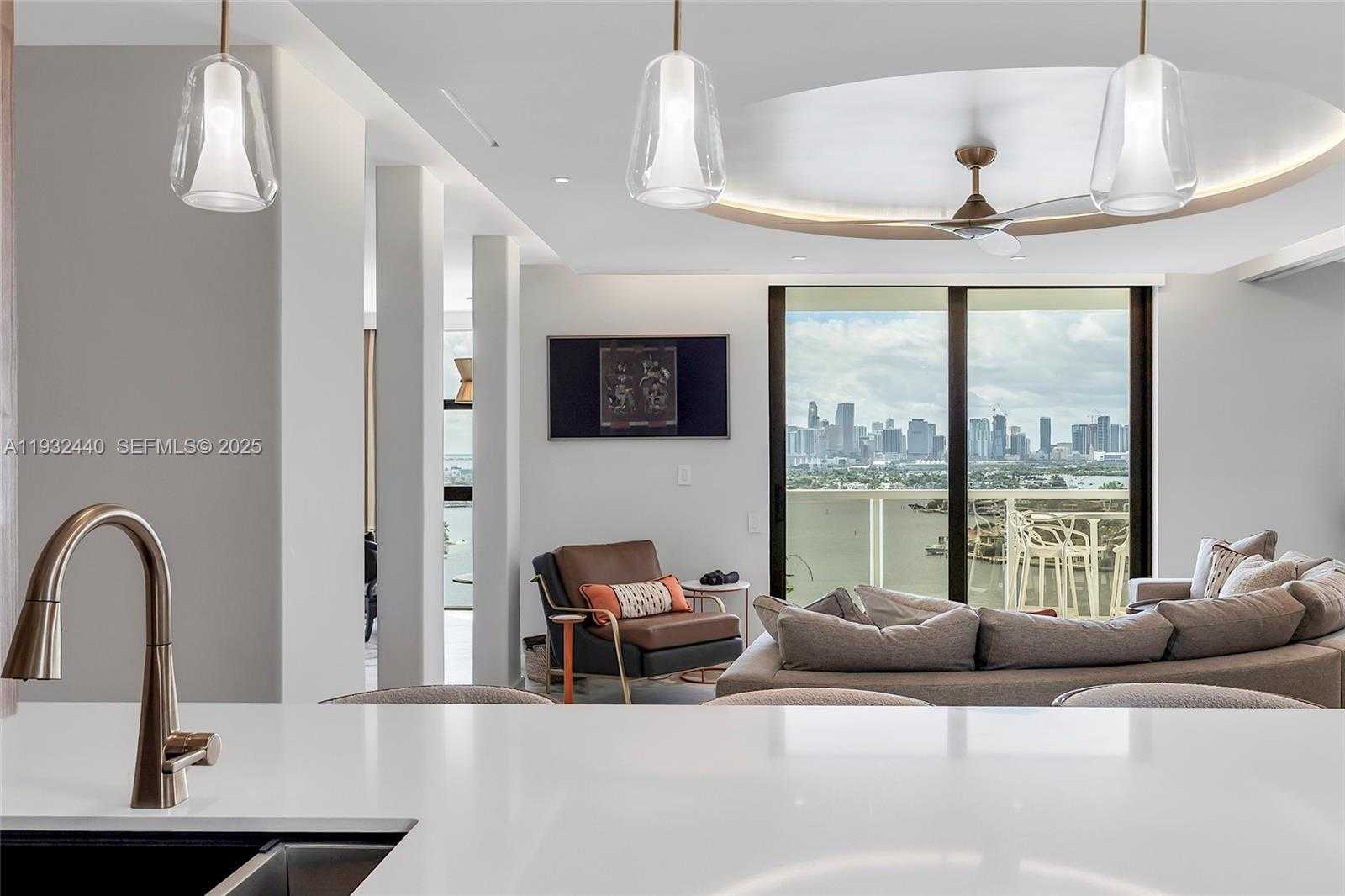 Small Image of 9 ISLAND AVE #2104, Miami Beach Number 7