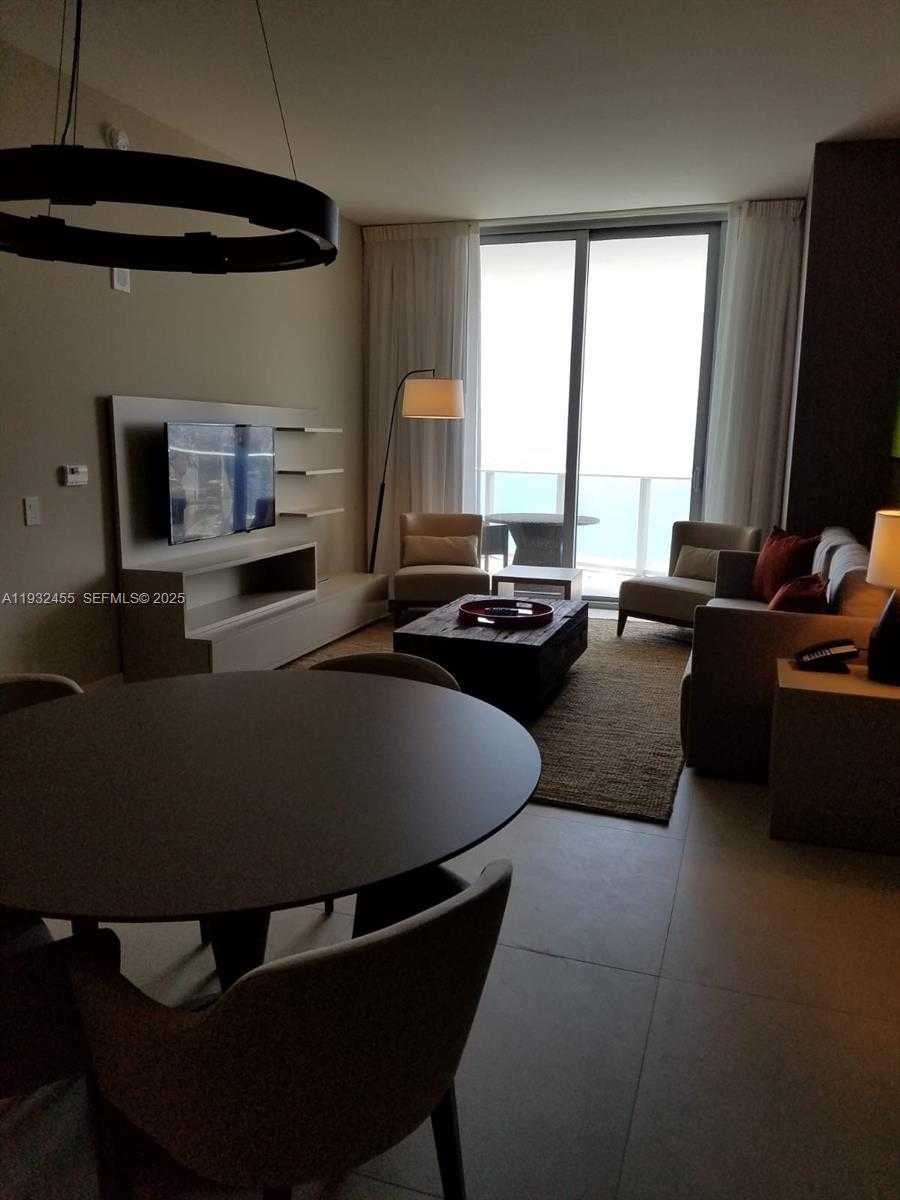 Small Image of 4111 SOUTH OCEAN DR #MPH09, Hollywood Number 3