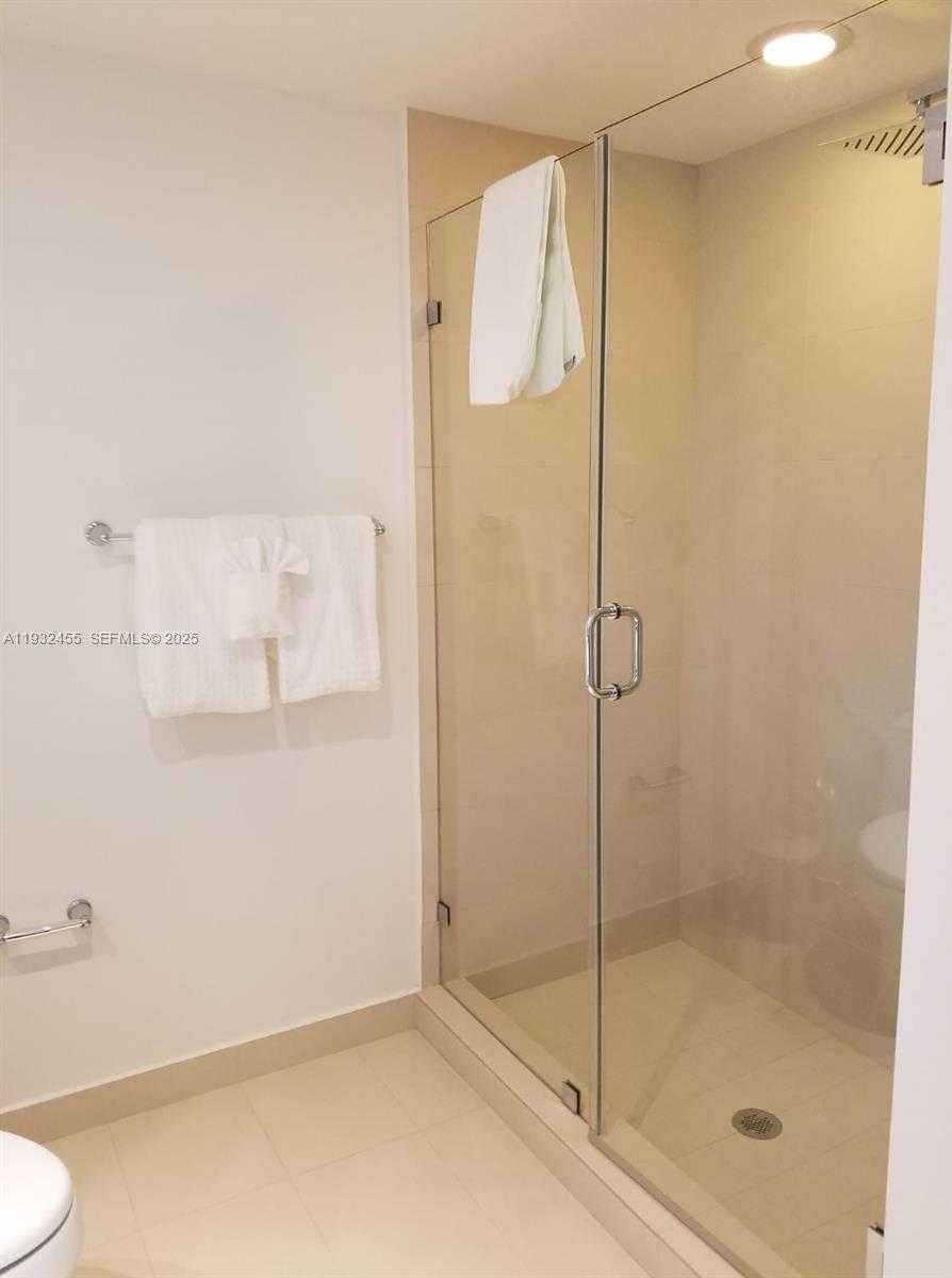 Small Image of 4111 SOUTH OCEAN DR #MPH09, Hollywood Number 7