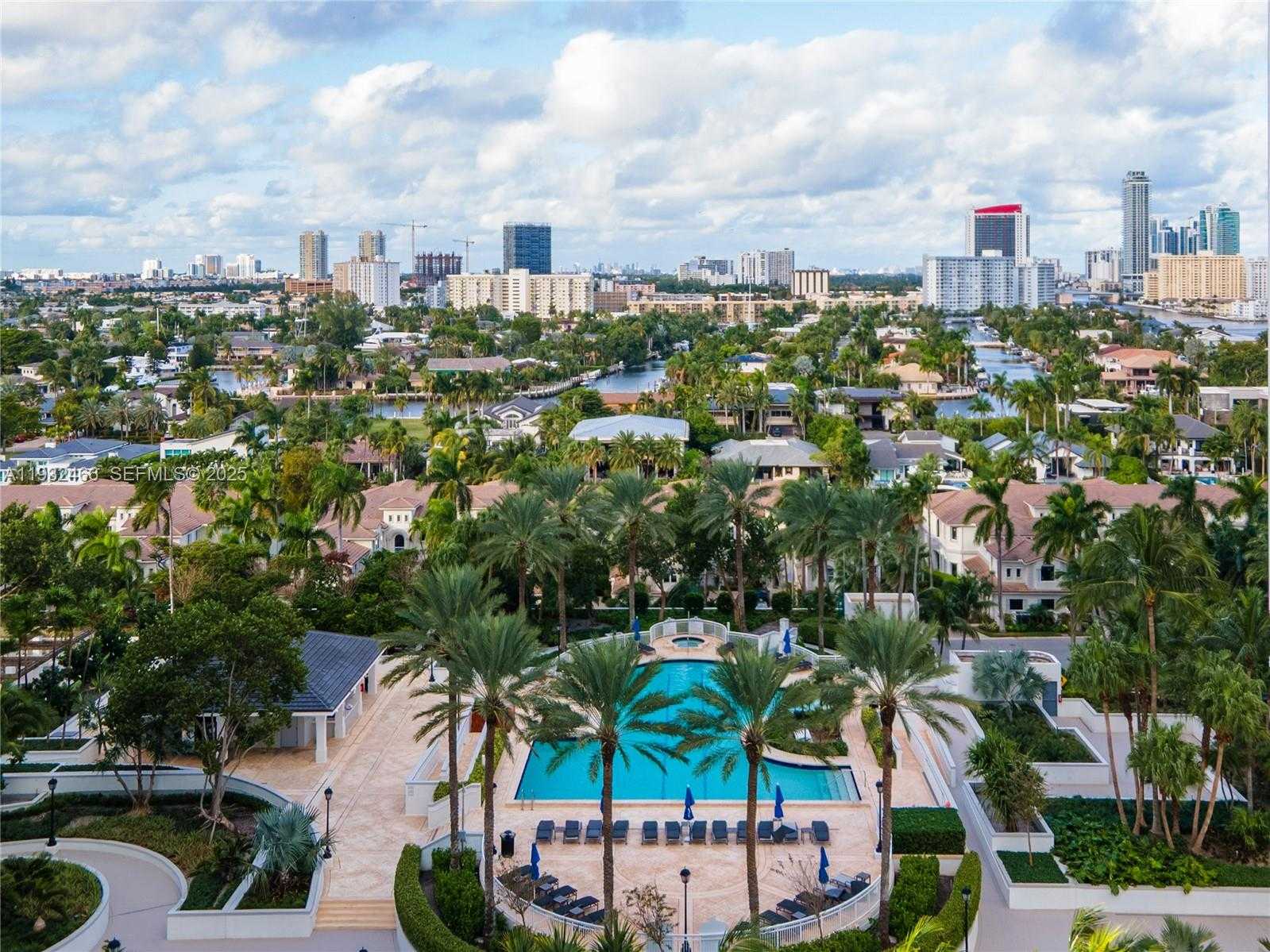 Small Image of 21205 YACHT CLUB DRIVE #304, Aventura Number 31