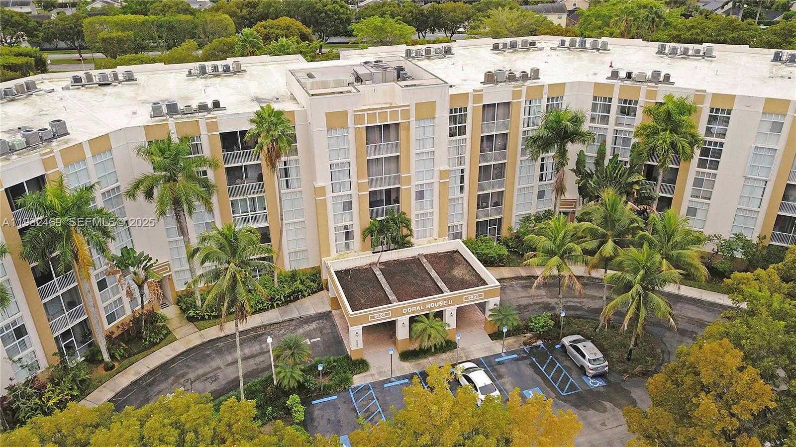 Small Image of 9805 NORTH WEST 52ND ST #102, Doral Number 27