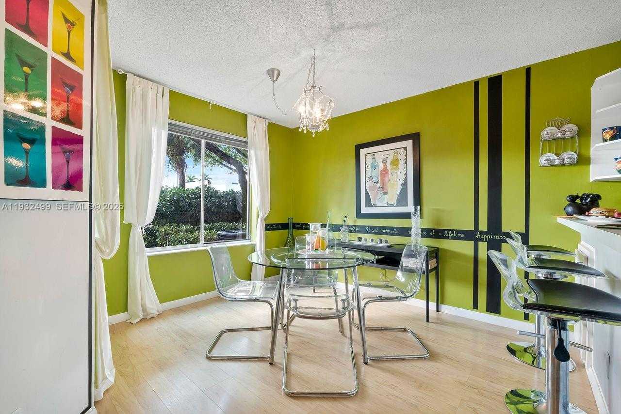 Small Image of 929 CORAL CLUB DR #929, Coral Springs Number 4