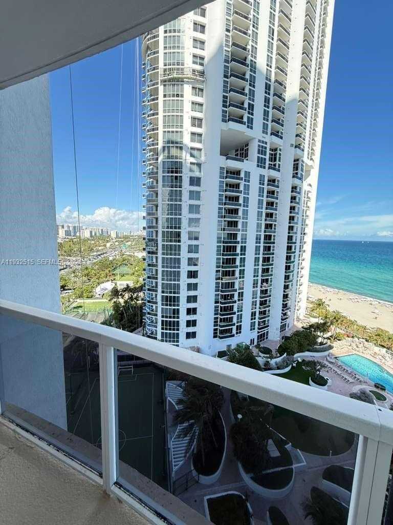 Small Image of 18001 COLLINS AVE #1006, Sunny Isles Beach Number 25
