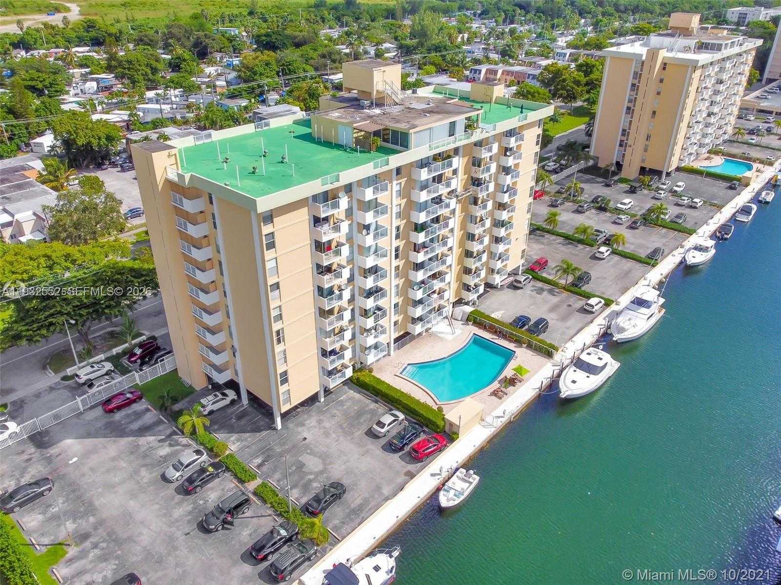 Small Image of 2020 NORTH EAST 135TH ST #607, North Miami Number 30