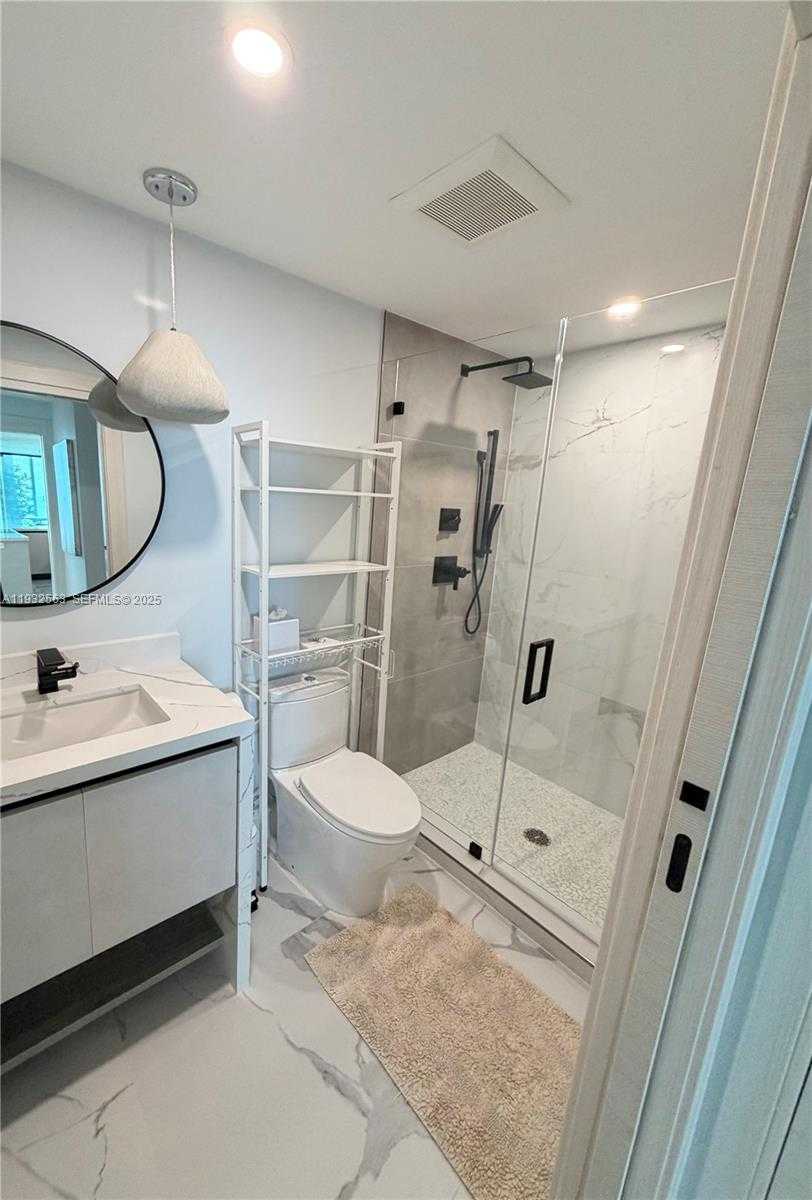 Small Image of 6899 COLLINS AVE #1008, Miami Beach Number 9