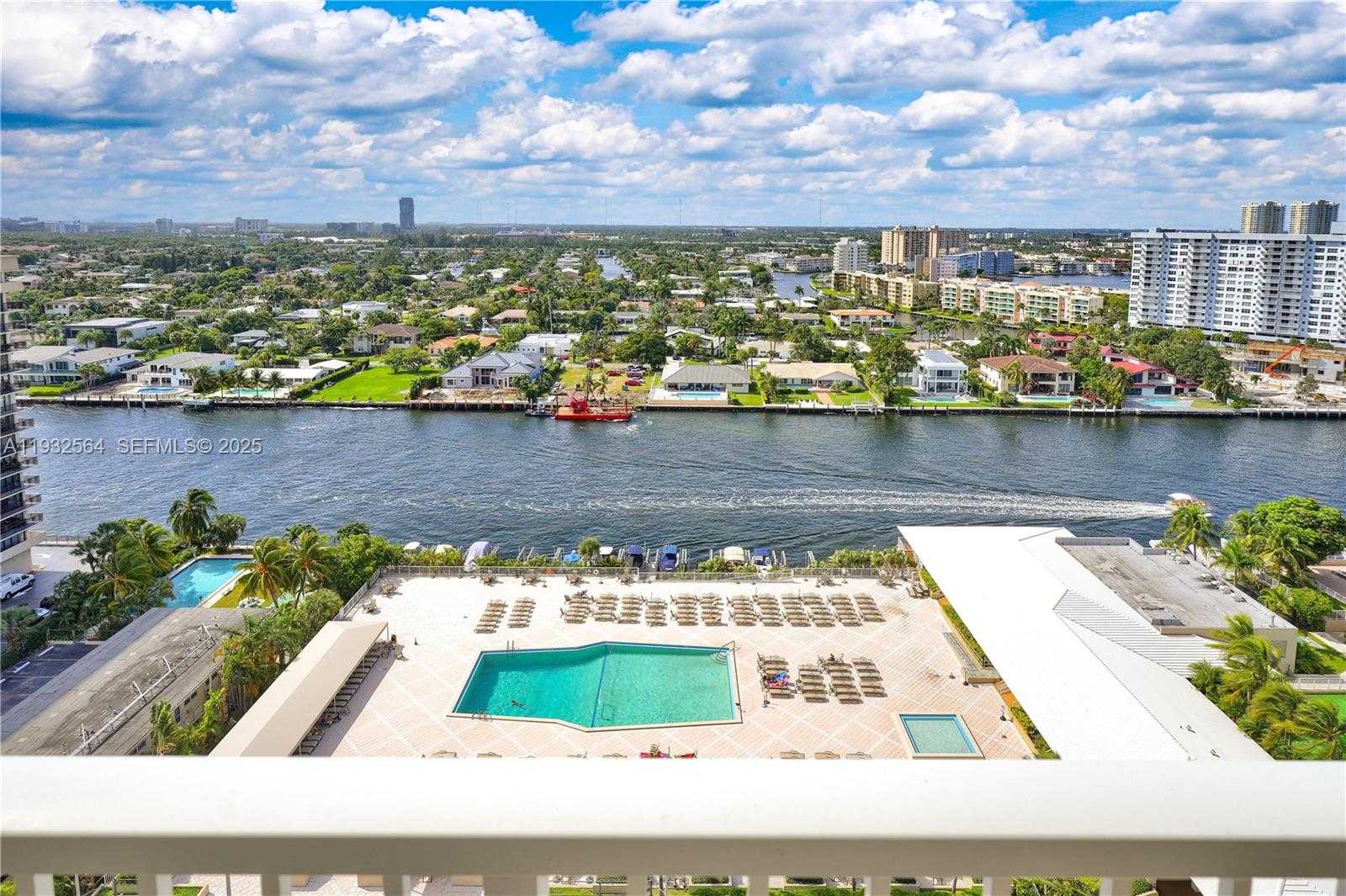 Small Image of 1985 SOUTH OCEAN DR #17F, Hallandale Beach Number 26