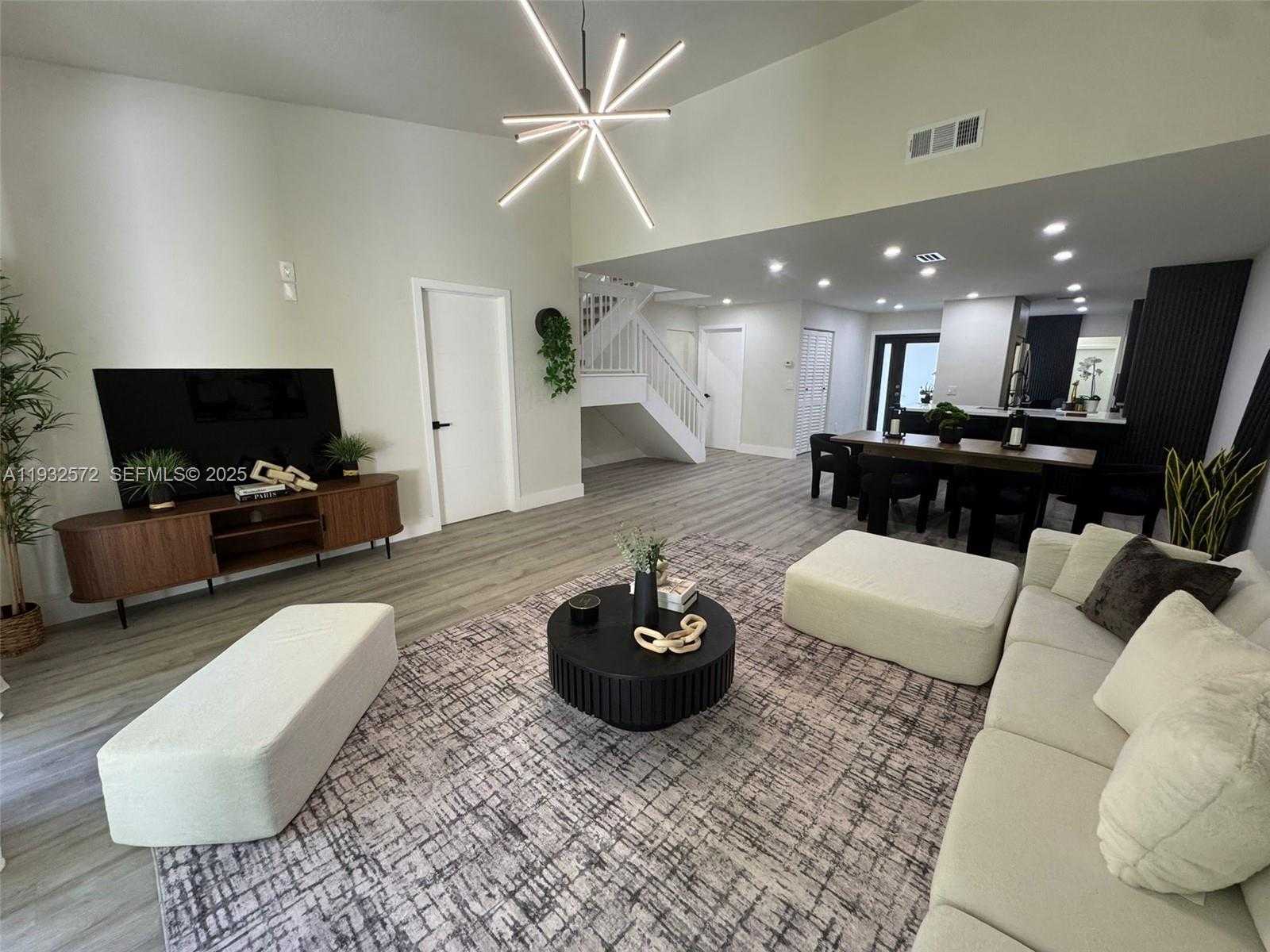 Small Image of 10109 NORTH WEST 52ND TER, Doral Number 14