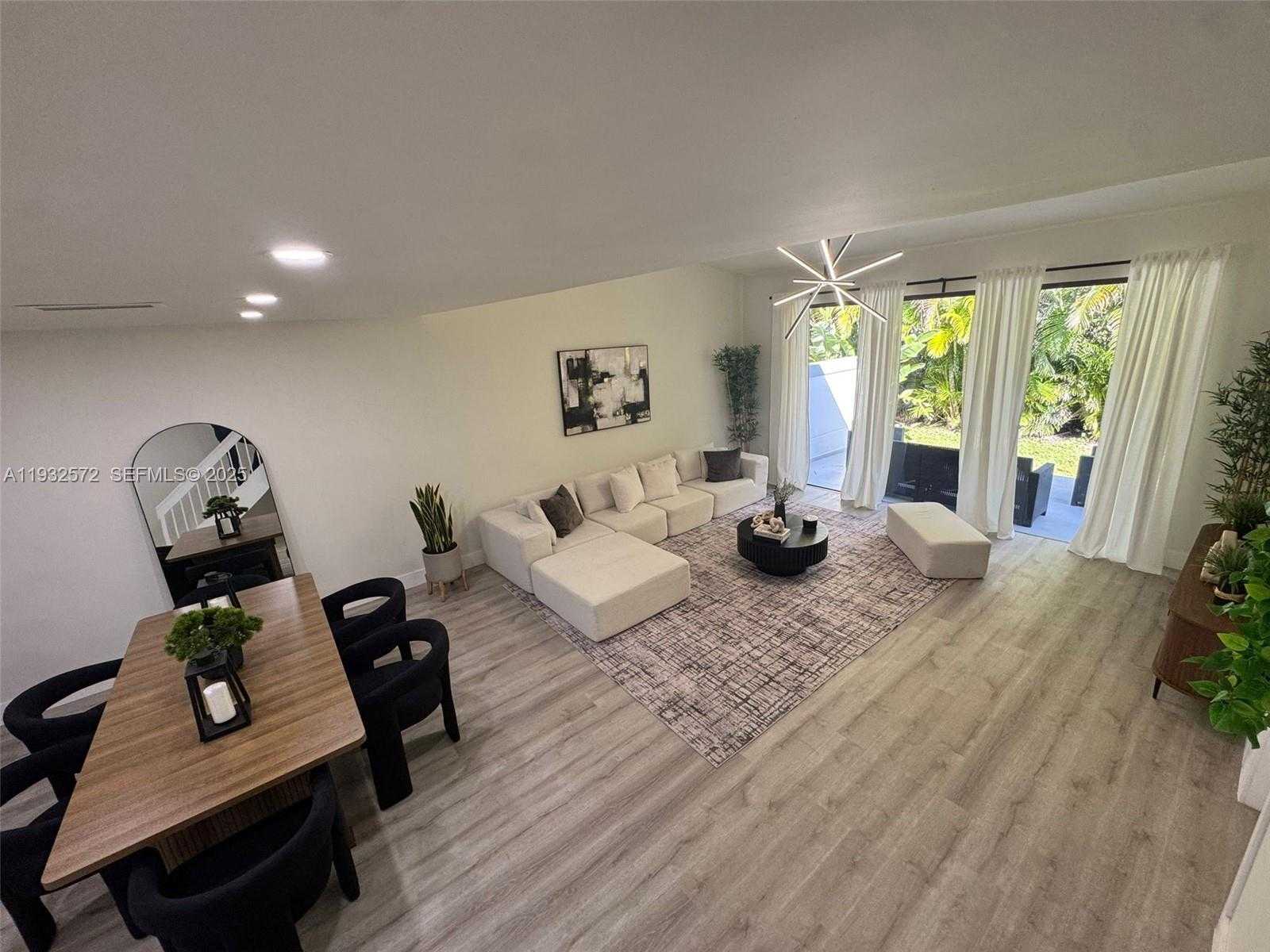 Small Image of 10109 NORTH WEST 52ND TER, Doral Number 19