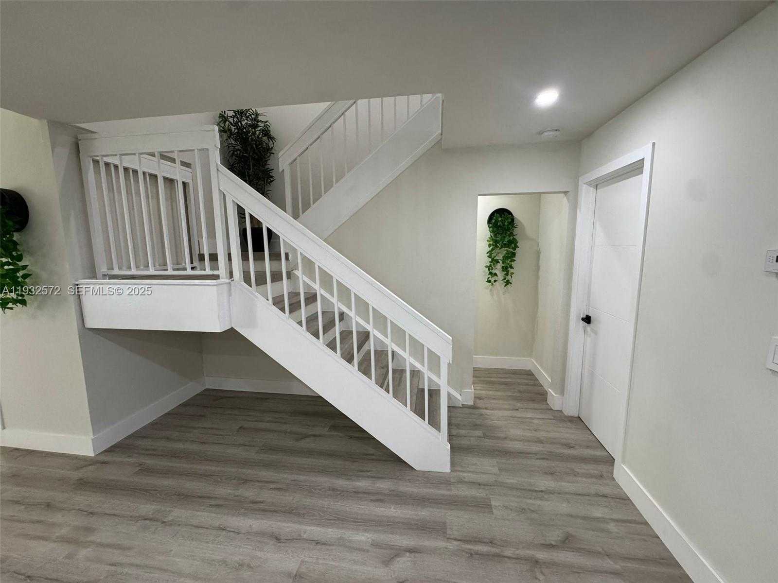 Small Image of 10109 NORTH WEST 52ND TER, Doral Number 24