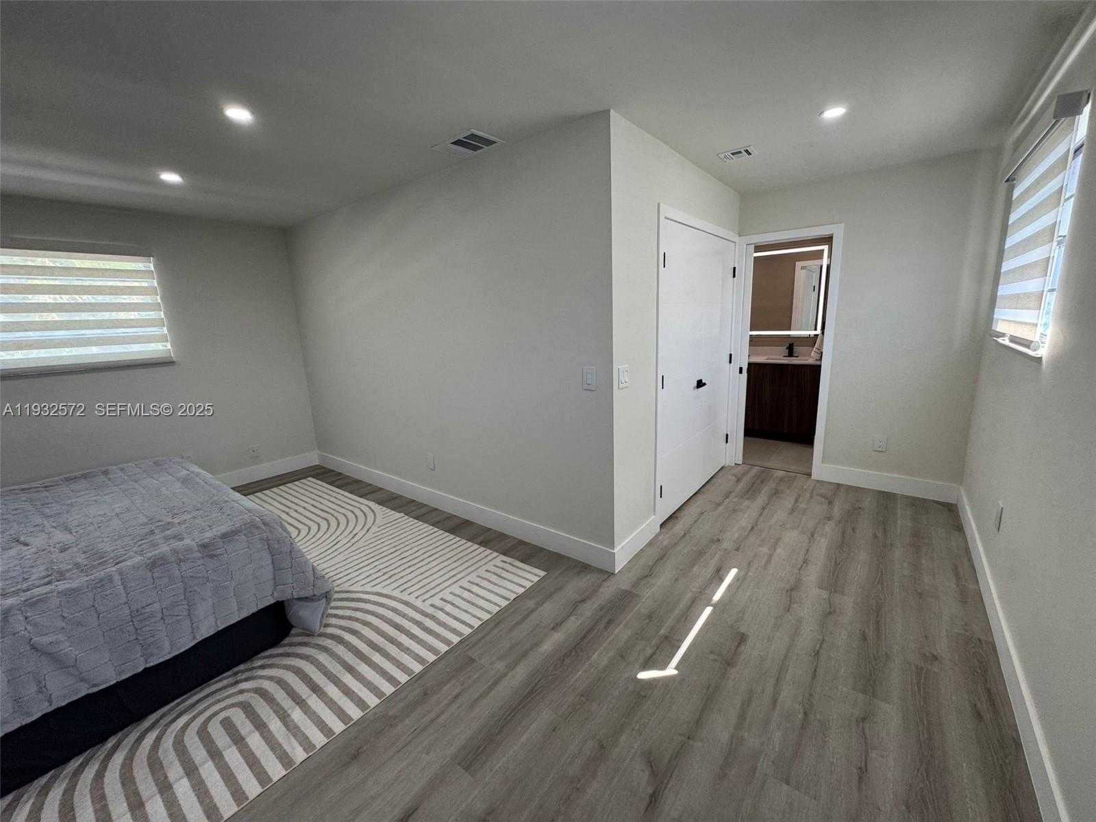 Small Image of 10109 NORTH WEST 52ND TER, Doral Number 44