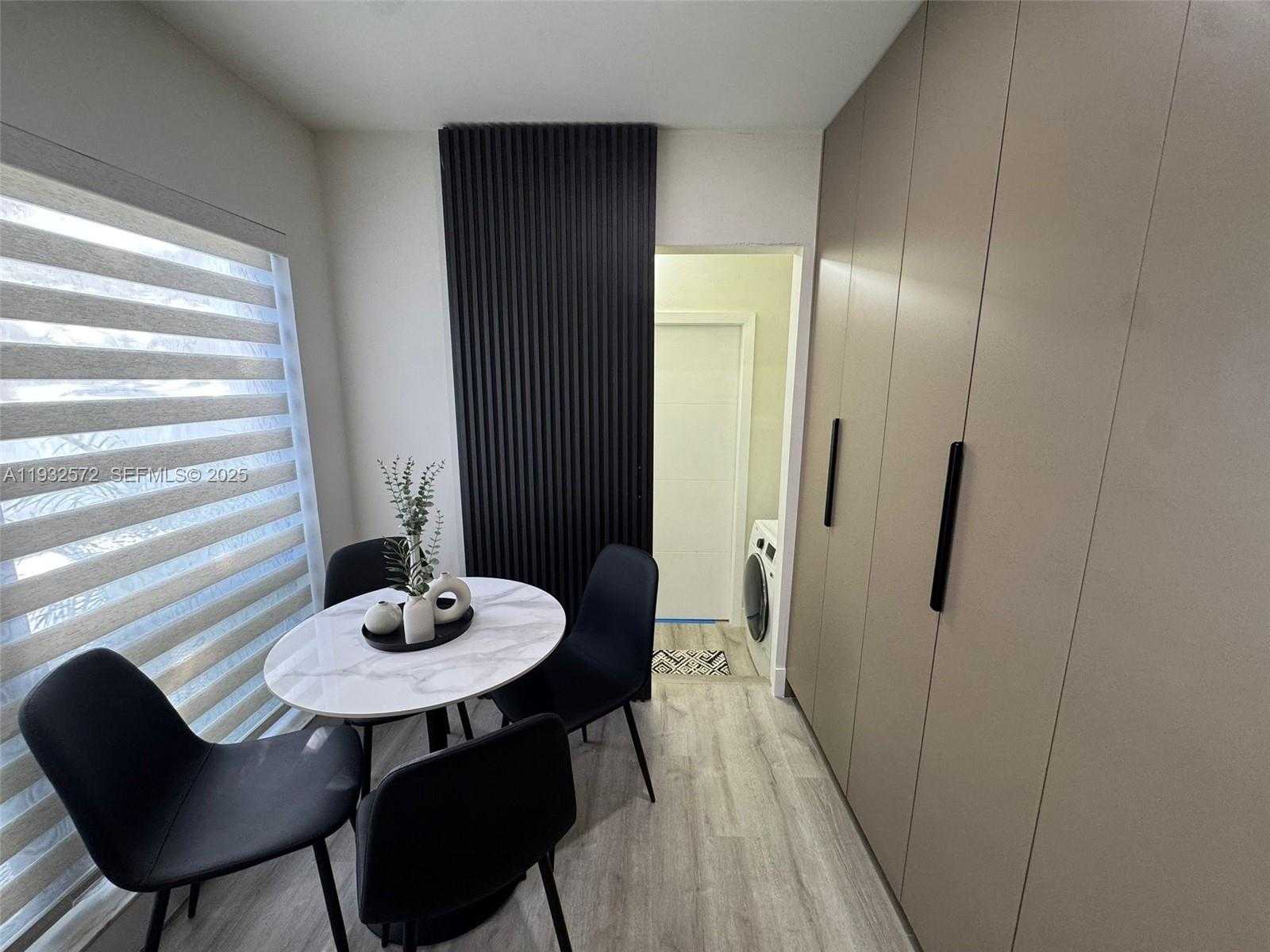 Small Image of 10109 NORTH WEST 52ND TER, Doral Number 8