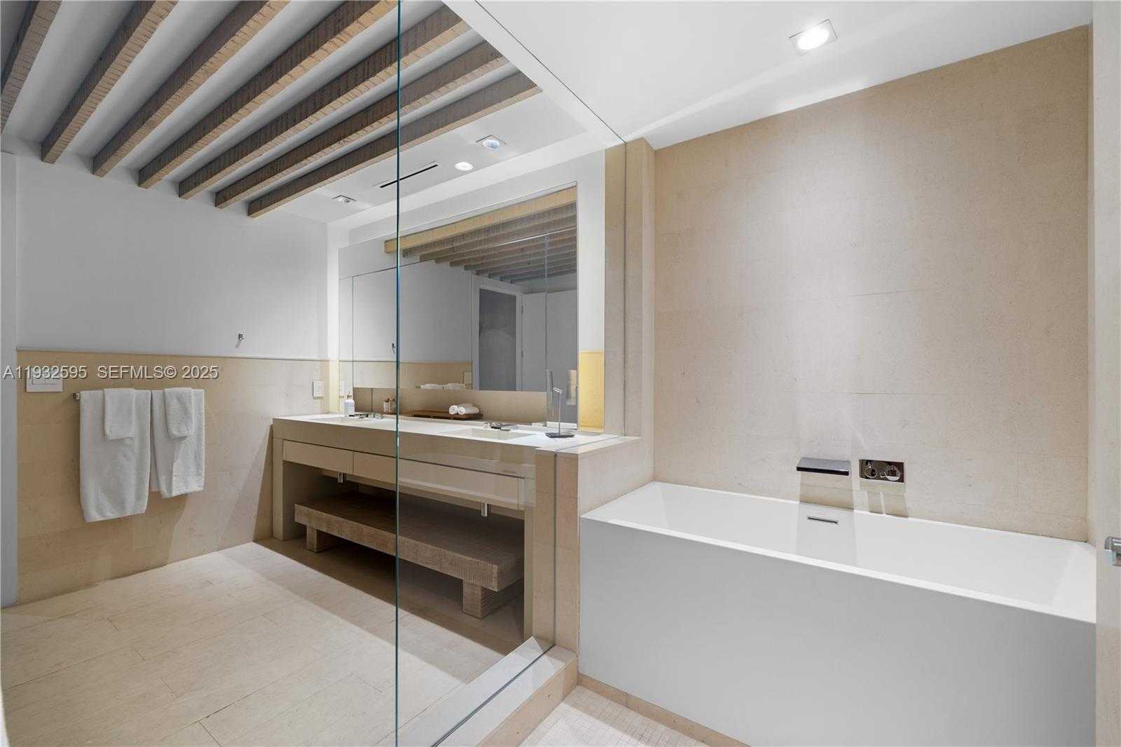 Small Image of 102 24TH ST #PH-1706, Miami Beach Number 20