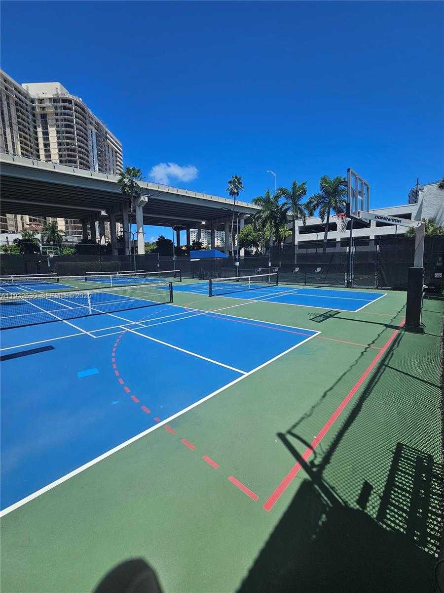 Small Image of 3600 MYSTIC POINTE DR #305, Aventura Number 35