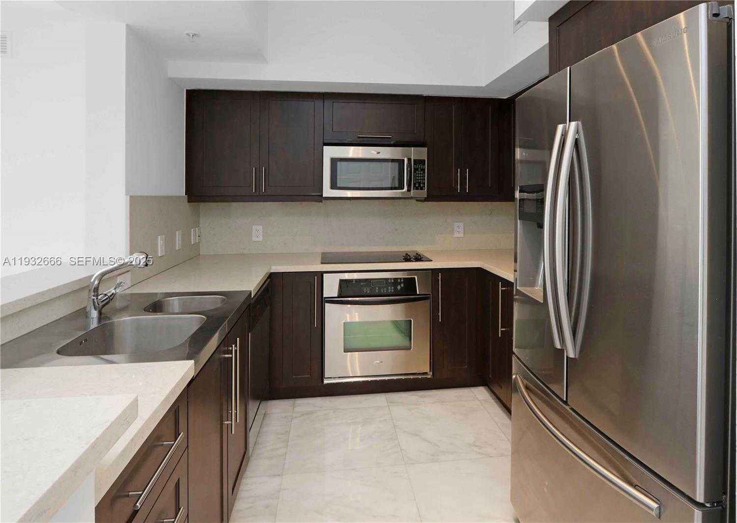 Small Image of 888 SOUTH DOUGLAS RD #1203, Coral Gables Number 10