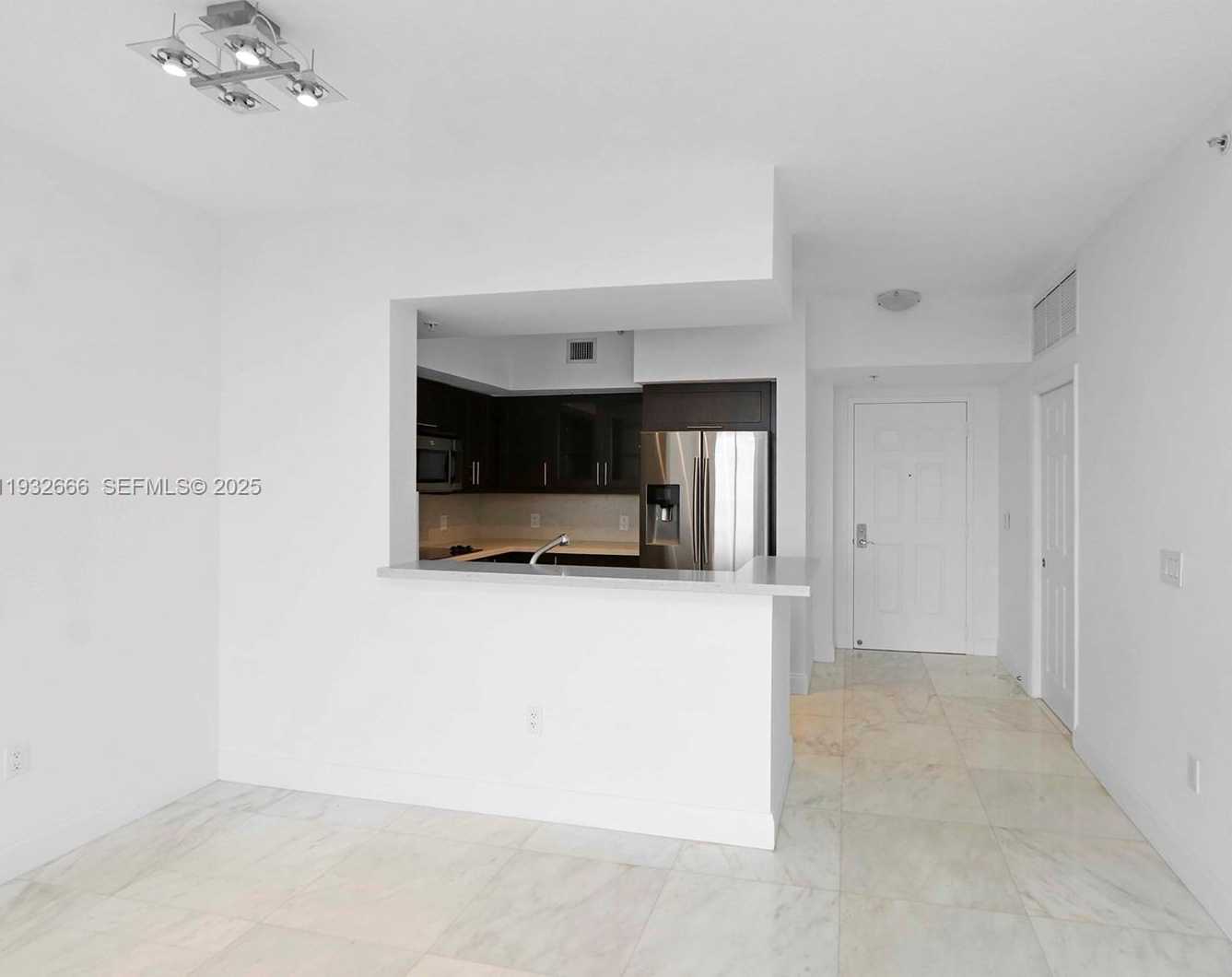 Small Image of 888 SOUTH DOUGLAS RD #1203, Coral Gables Number 9